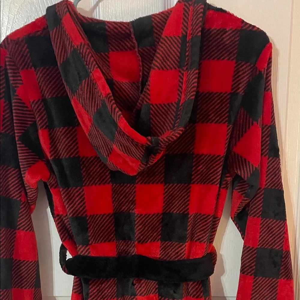 Cuddl Duds Boys Robe Hooded Buffalo Plaid Size 12/14 L Excellent Condition